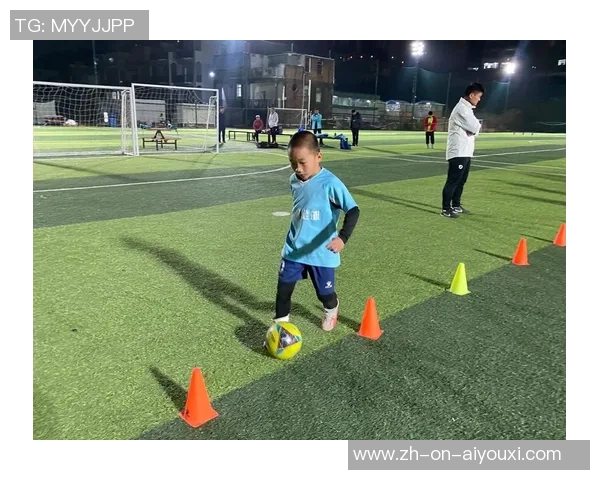 养乐多足球球星闪耀赛场展现拼搏精神引领团队创造辉煌时刻 养乐多足球球星闪耀赛场展现拼搏精神引领团队创造辉煌时刻